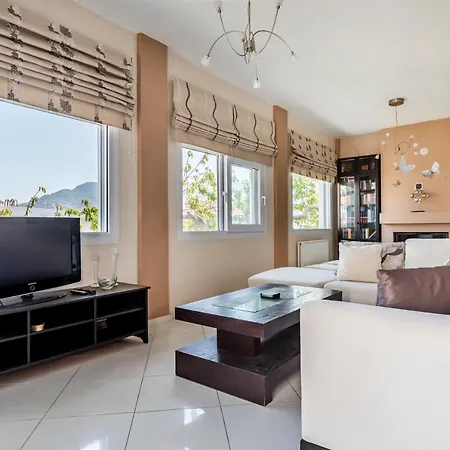 Althea Apartment *